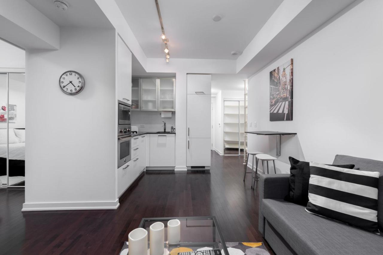 The York Boutique Suites Toronto Kültér fotó