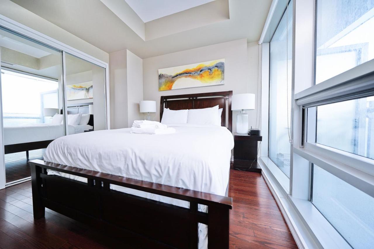 The York Boutique Suites Toronto Kültér fotó