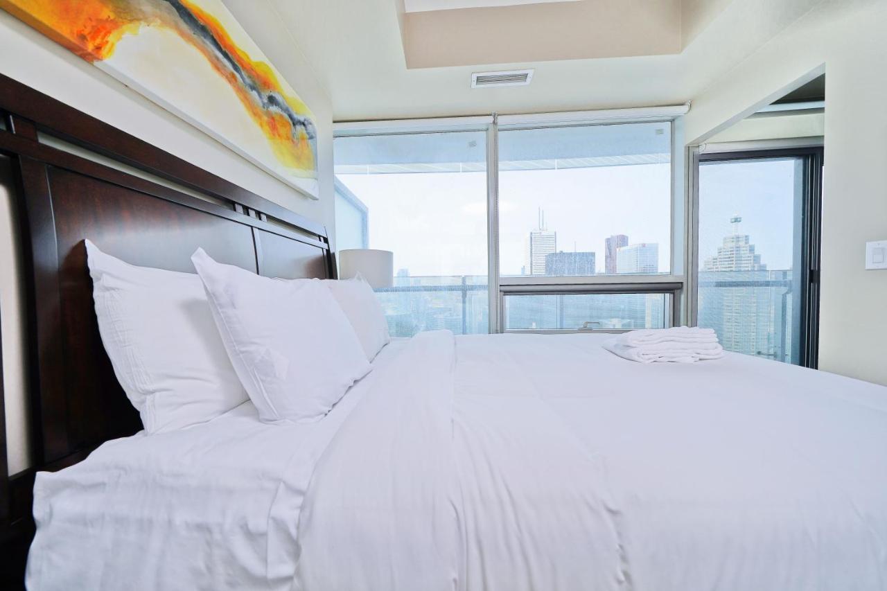 The York Boutique Suites Toronto Kültér fotó