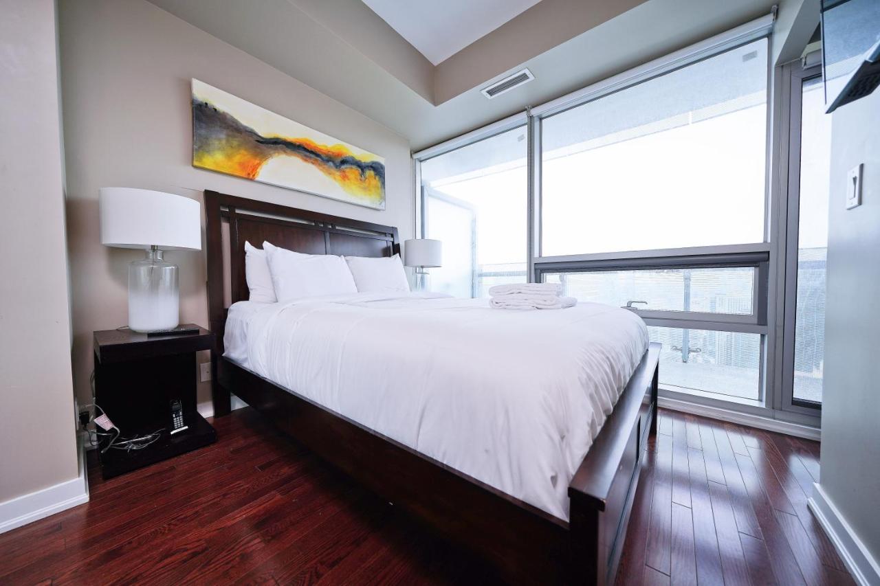 The York Boutique Suites Toronto Kültér fotó