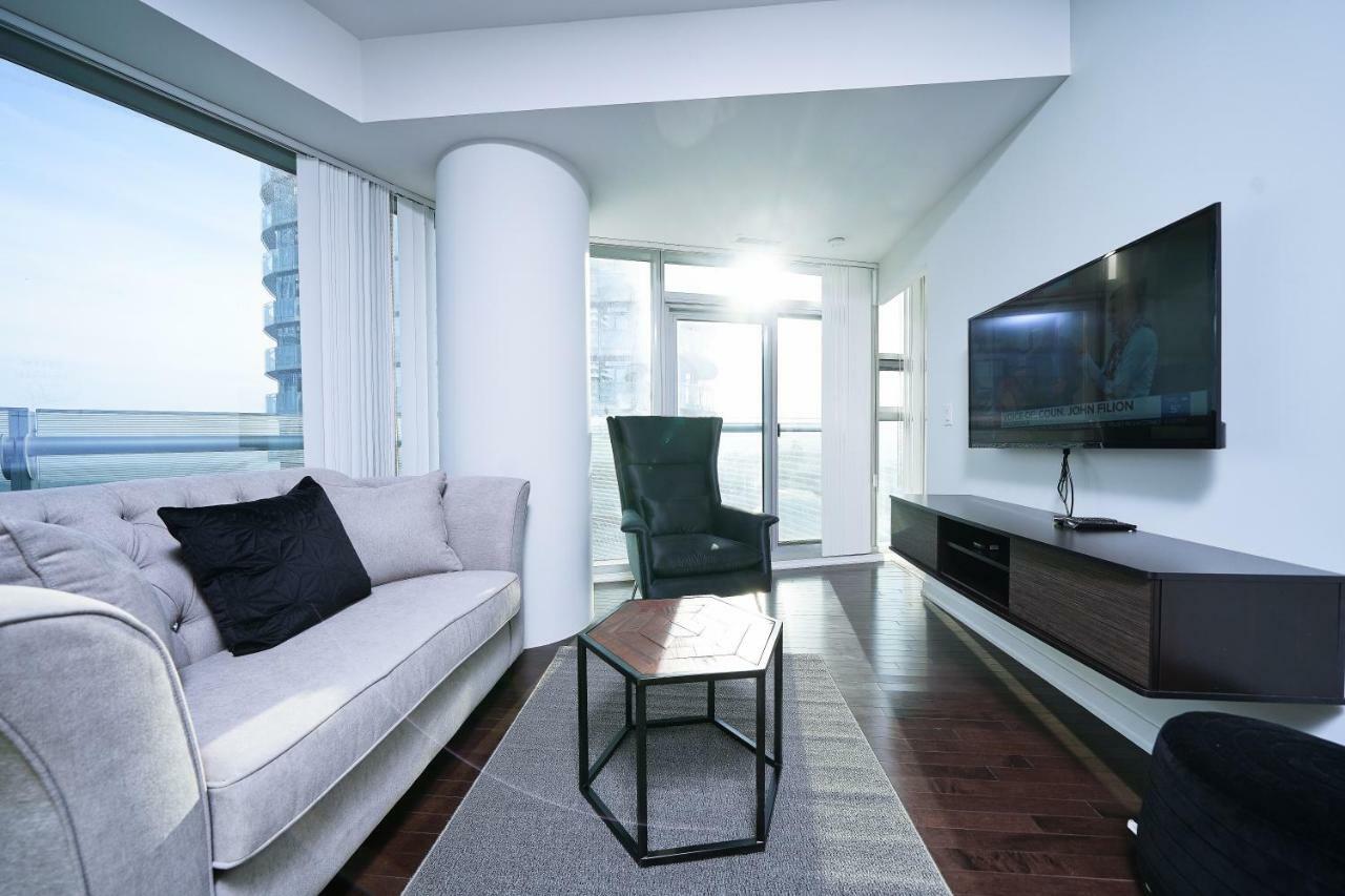 The York Boutique Suites Toronto Kültér fotó