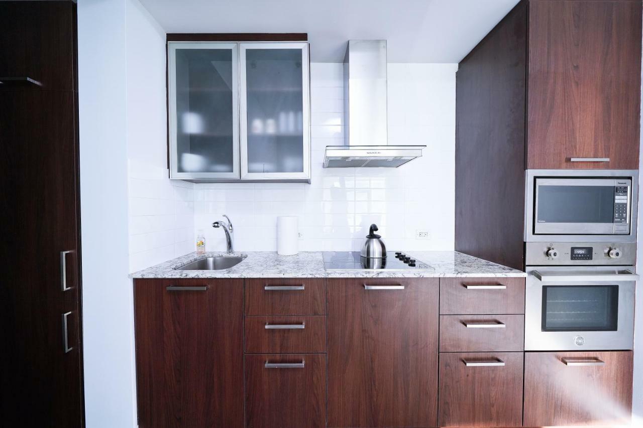 The York Boutique Suites Toronto Kültér fotó