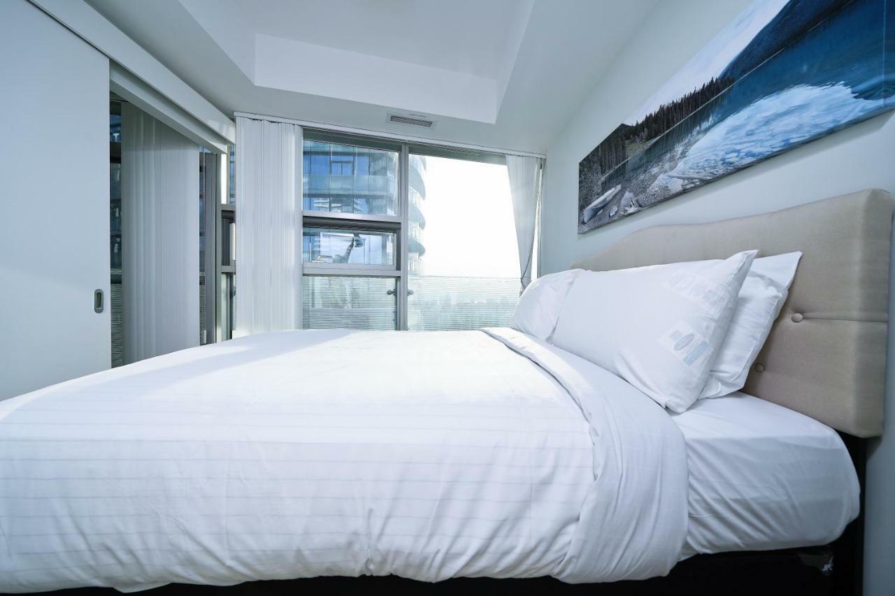 The York Boutique Suites Toronto Kültér fotó