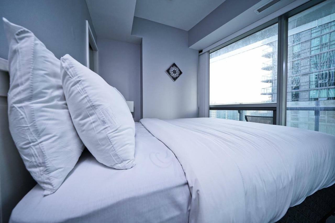 The York Boutique Suites Toronto Kültér fotó