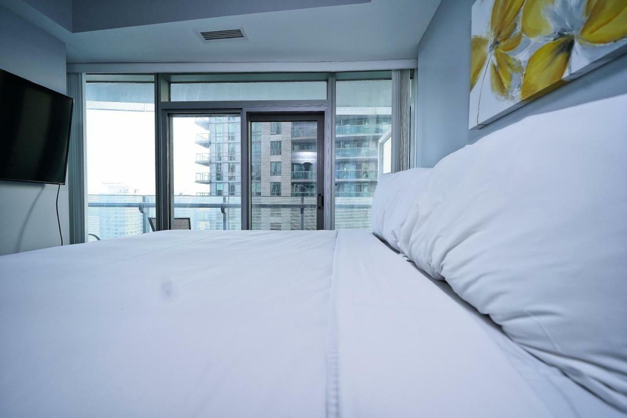 The York Boutique Suites Toronto Kültér fotó