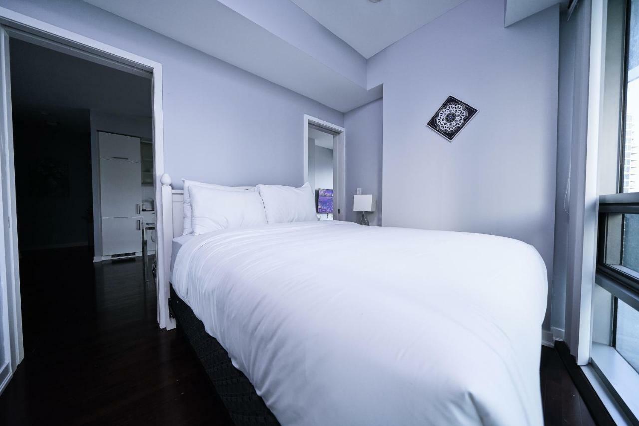 The York Boutique Suites Toronto Kültér fotó