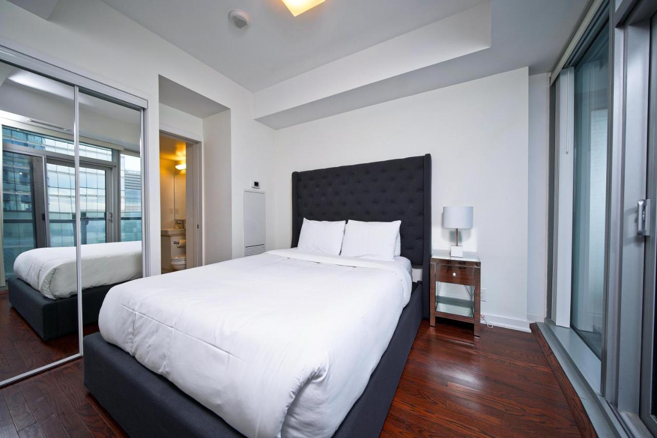 The York Boutique Suites Toronto Kültér fotó